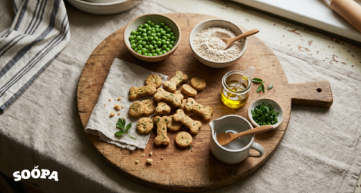 Pea & Parsley Crunchy Dog Crackers
